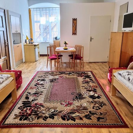 Apartment In A Historical House In The Center Of Levoča Extérieur photo