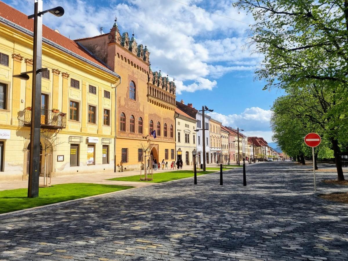 Apartment In A Historical House In The Center Of Levoča Extérieur photo
