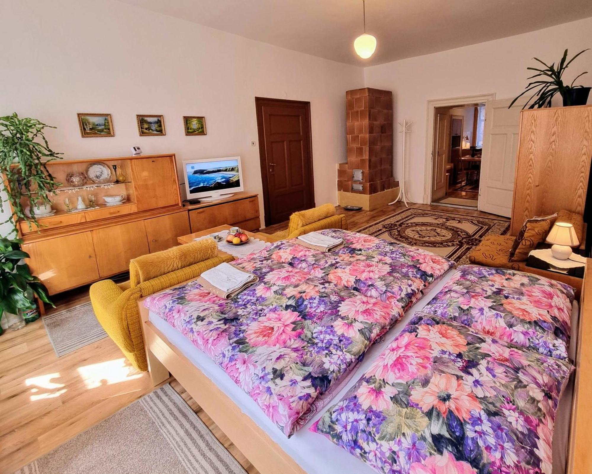 Apartment In A Historical House In The Center Of Levoča Extérieur photo