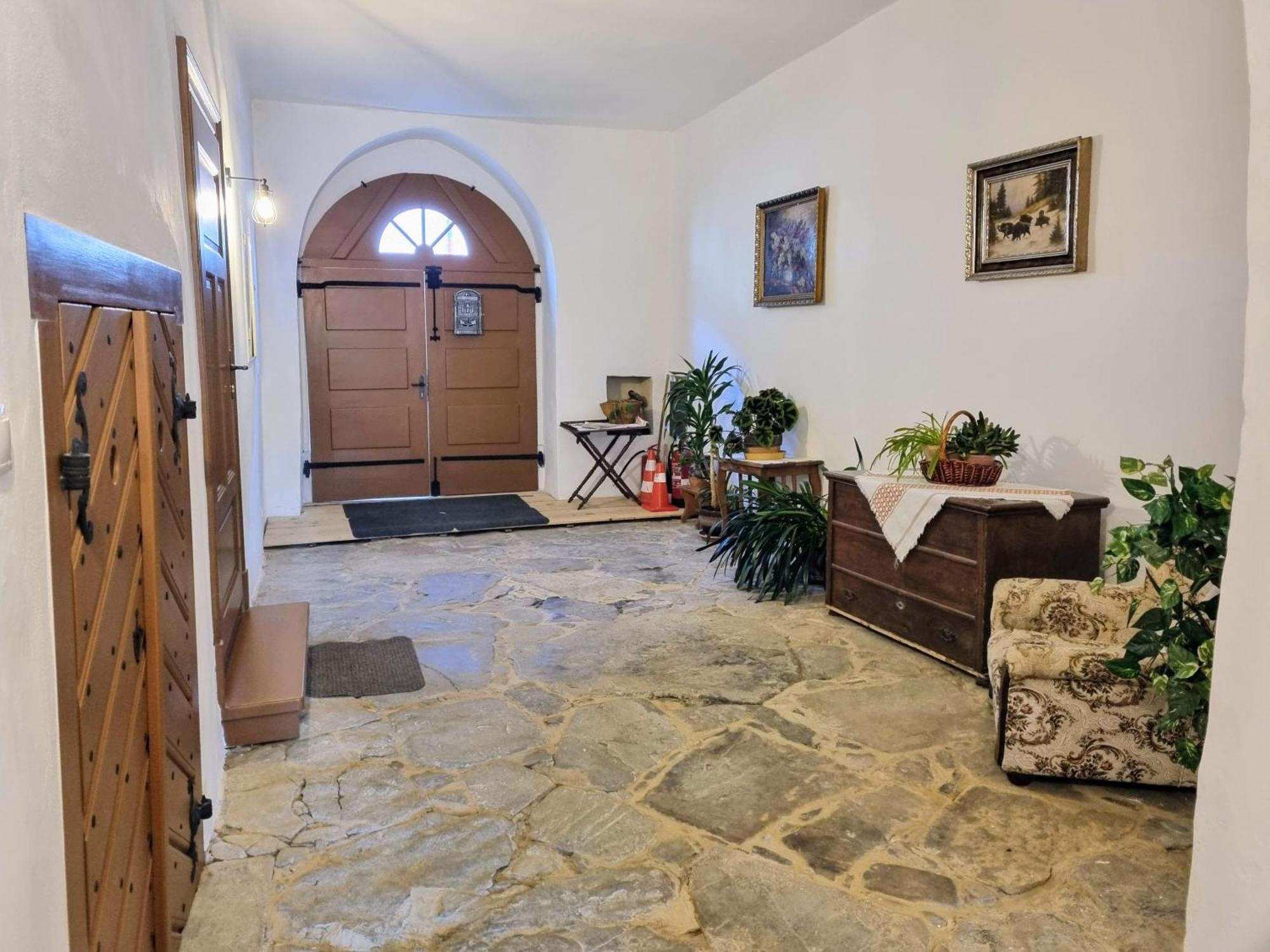 Apartment In A Historical House In The Center Of Levoča Extérieur photo